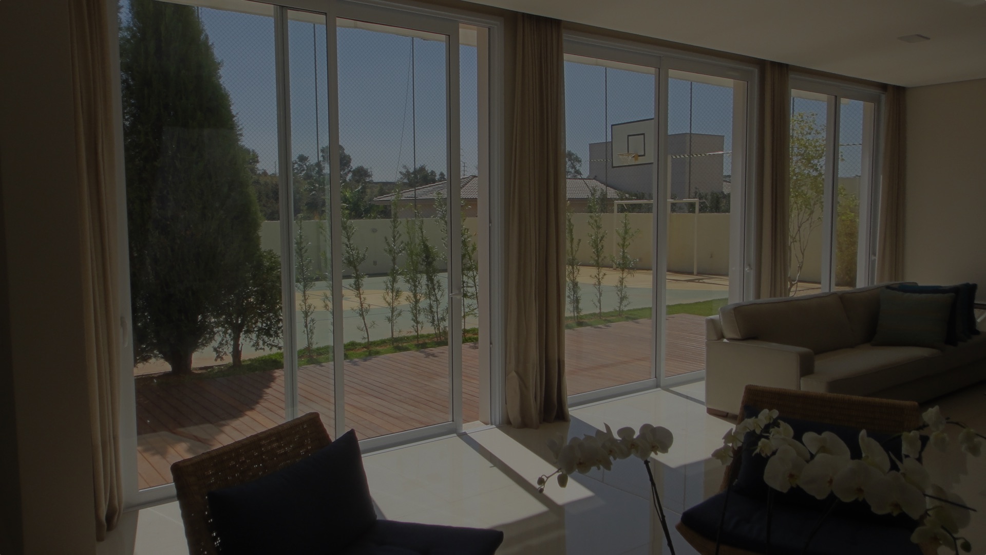 Esquadrias de Alumínio de Alto Padrão