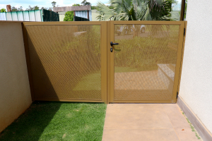 Portões em alumínio